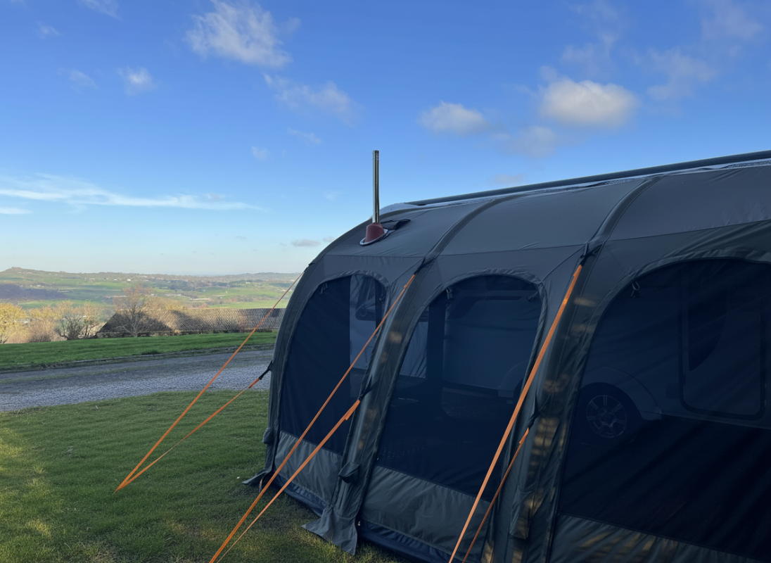 The Glawning Caravanner 390